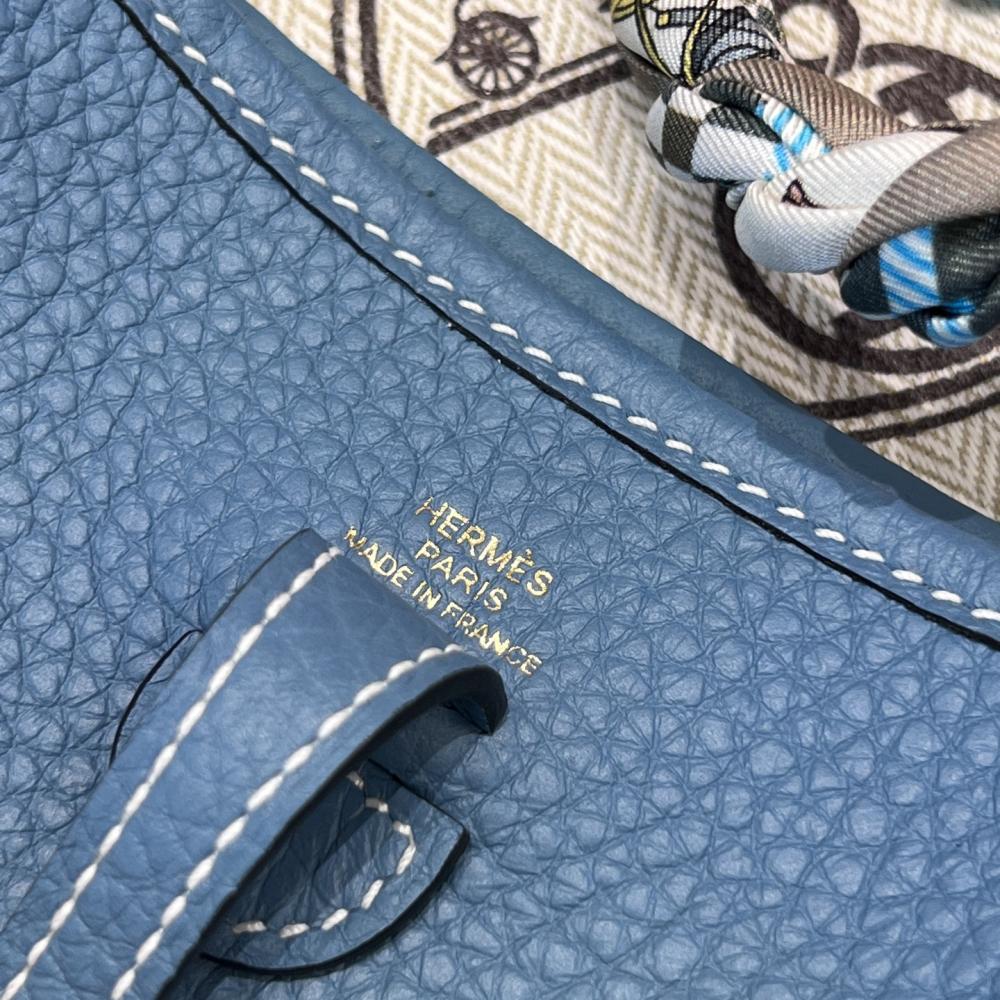 Hermès Evelyne 16cm Togo Leather Shoulder Bag