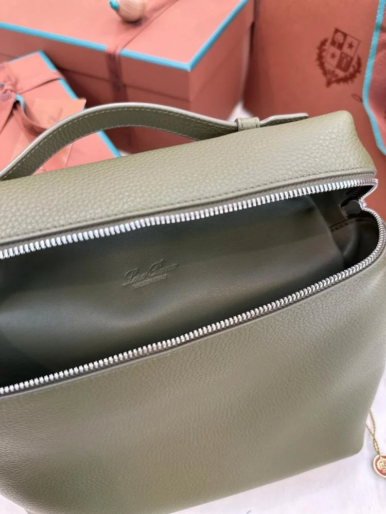 Loro Piana 23.5 Extra Cep