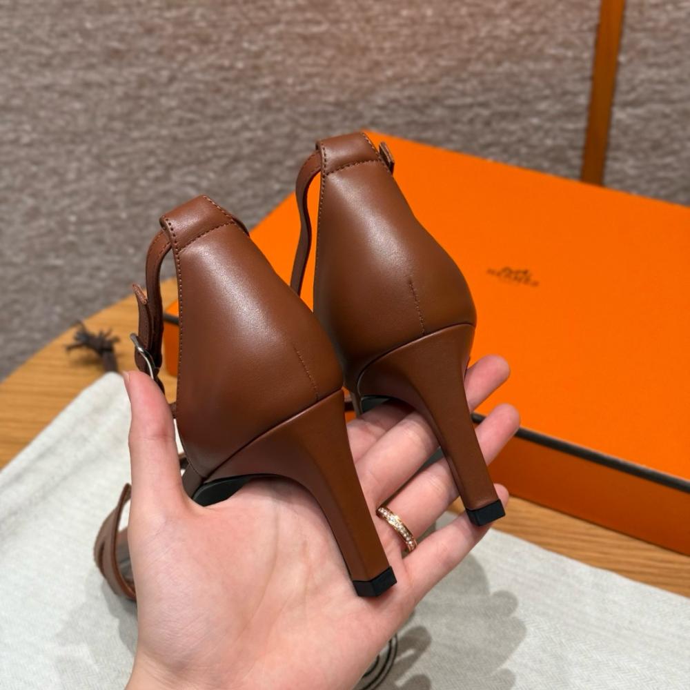 Hermès Oasis Sandals Black & Argent Grey