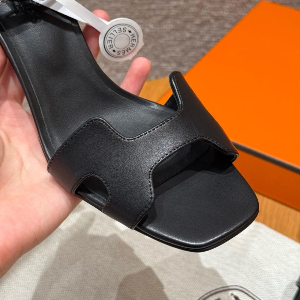 Hermès Oasis Sandals Black &amp; Argent Grey
