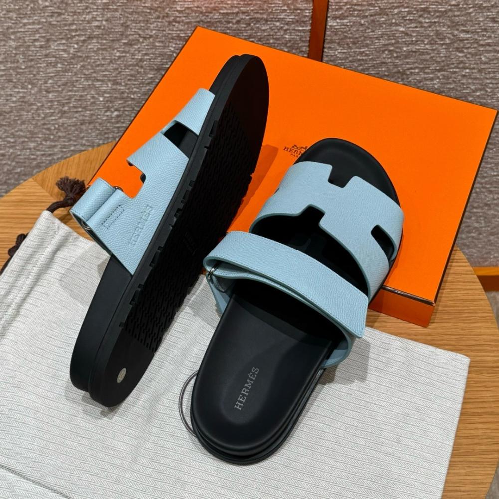 Hermès Chypre Sandals - Clay Beige