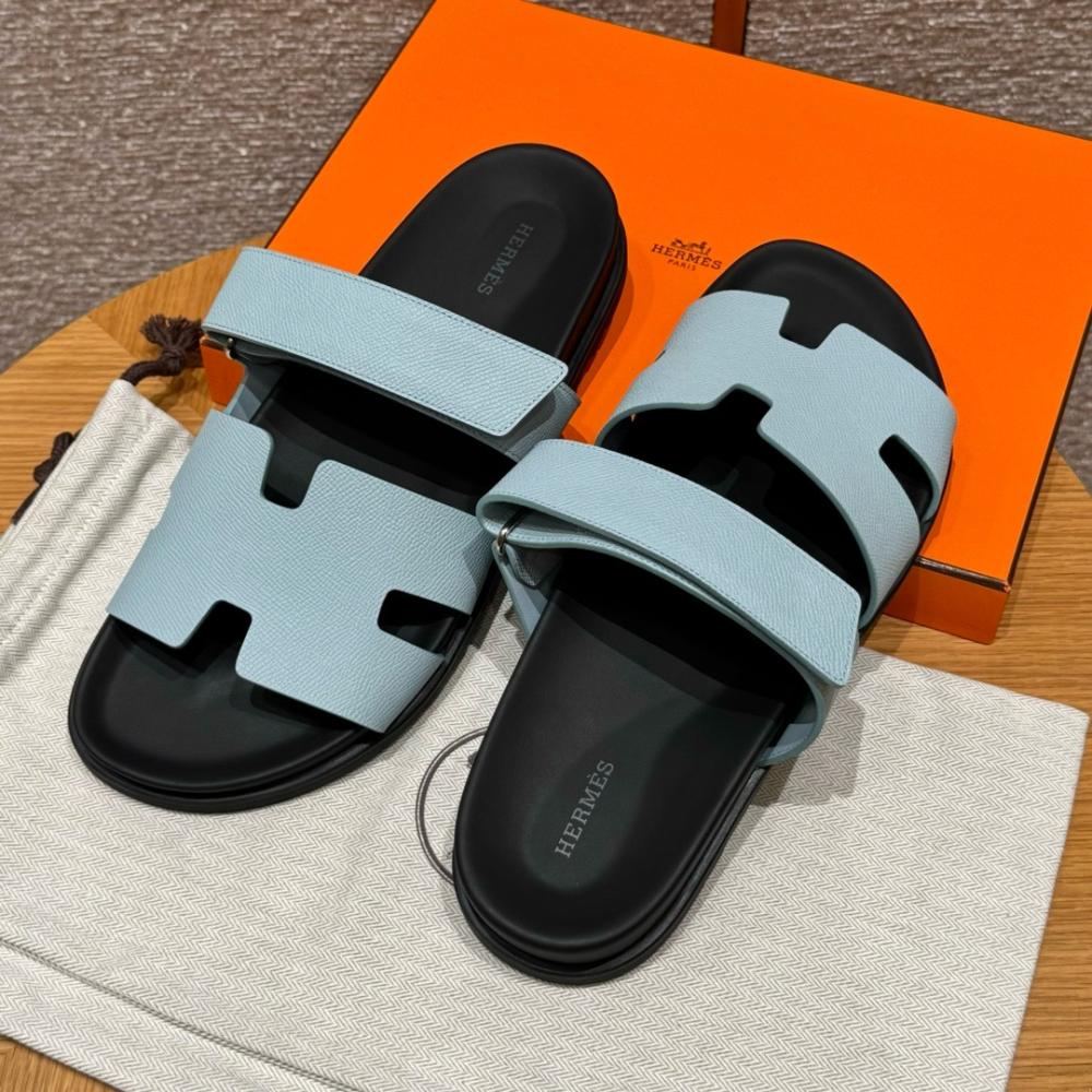 Hermès Chypre Sandals - Clay Beige