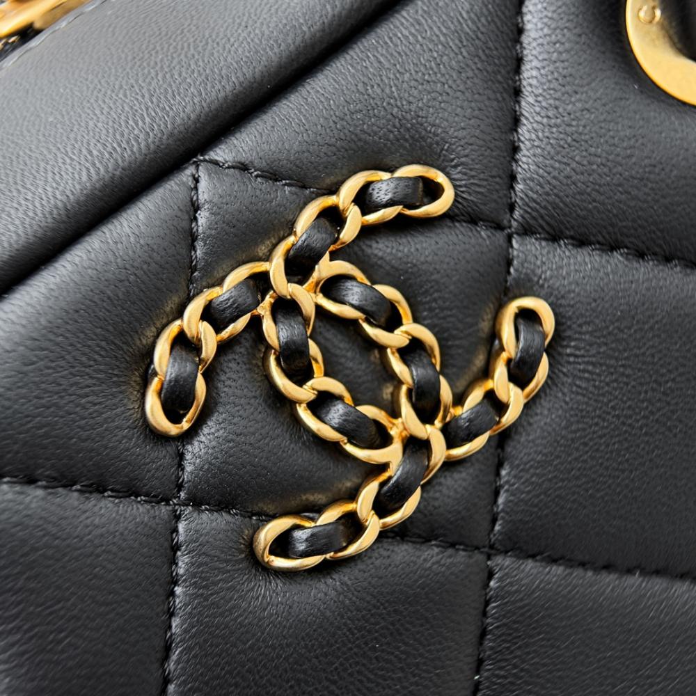 Chanel 25C Bowling Çanta - Glimmer of Luxury