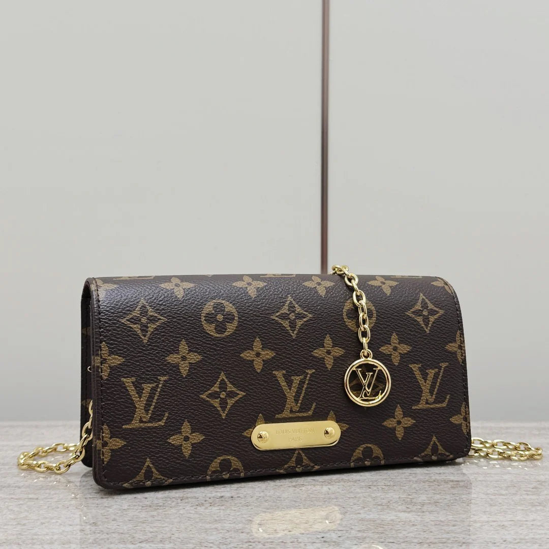 Zambak Woc - Glimmer of Luxury