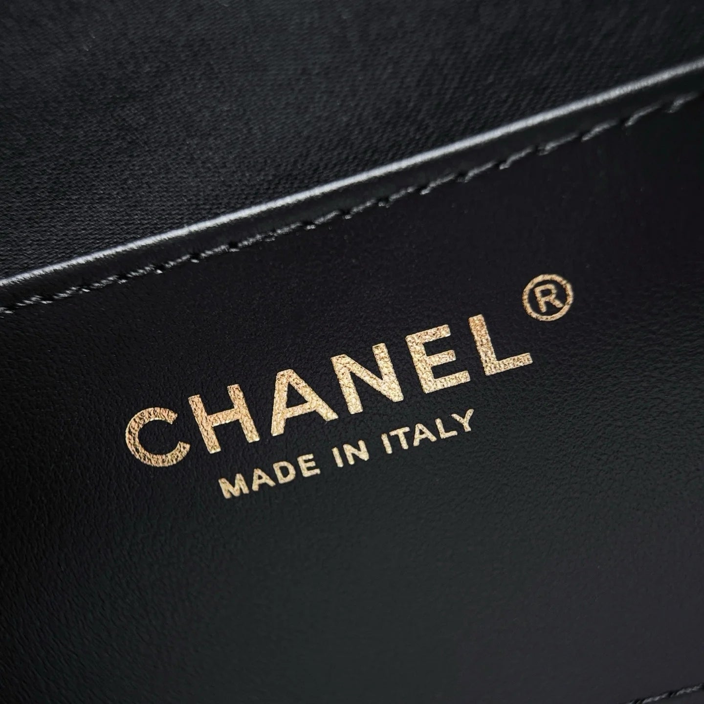 Chanel 25C Büyük Hobo Seyahat Çantası - Glimmer of Luxury