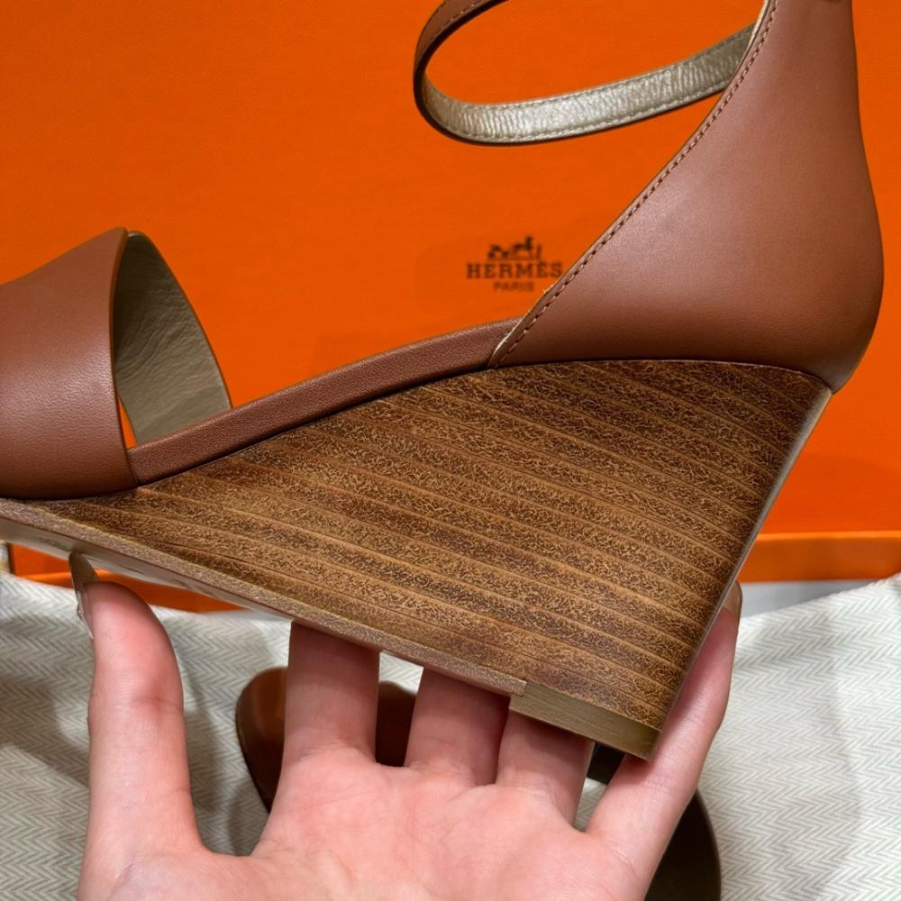 Hermès Oasis Sandals Black &amp; Argent Grey