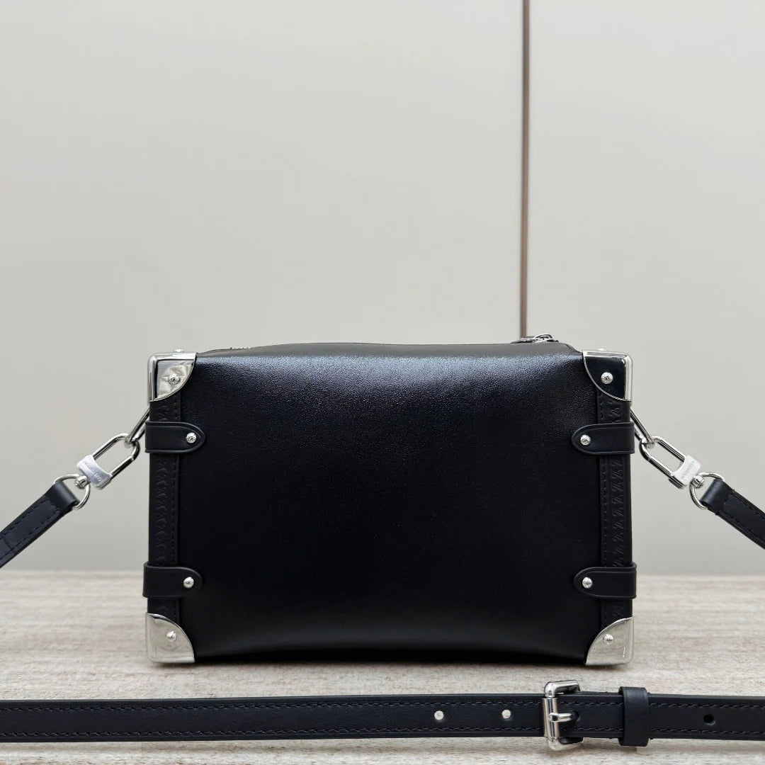 Yan Bagaj - Glimmer of Luxury