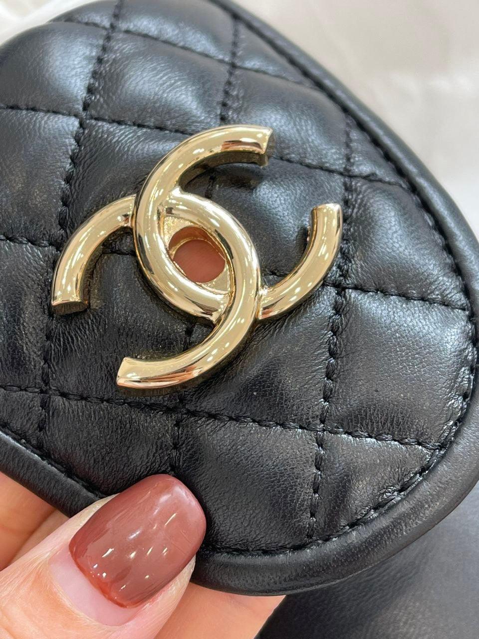 Chanel CC Dönüş Kilitli Deri Kapitone Siyah Loafer - Glimmer of Luxury