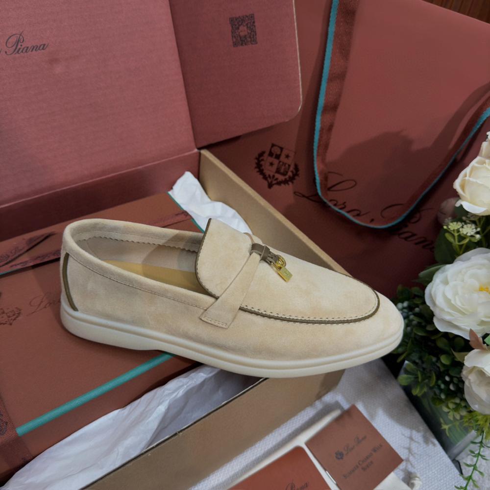 Loro Piana Yaz Büyüsü Yürüyüş Ayakkabısı - Tereyağı - Glimmer of Luxury