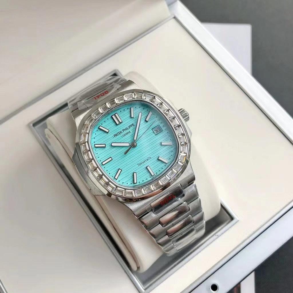 Patek Philippe Nautilus Saat - Glimmer of Luxury