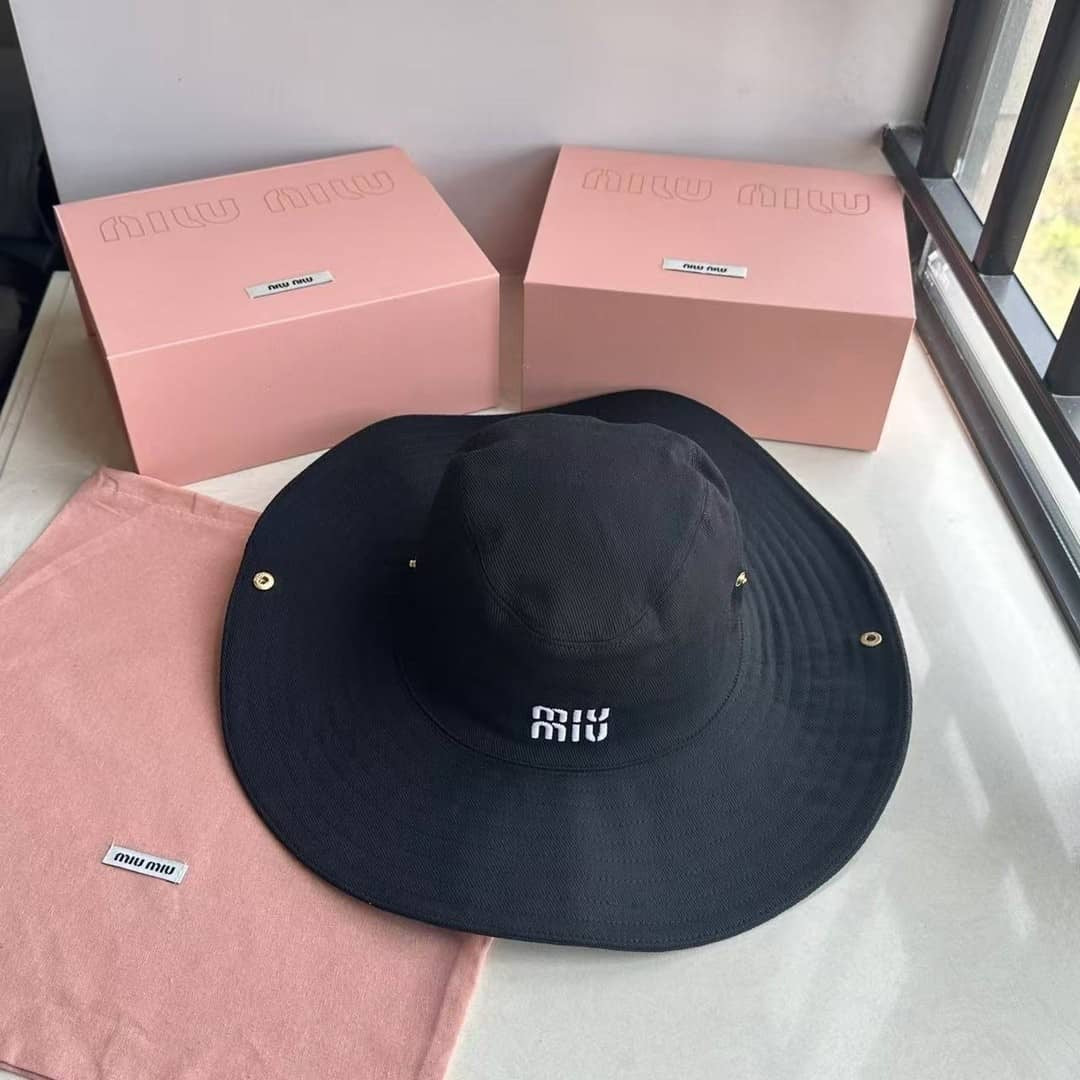 Miu Miu Kovboy Şapkası