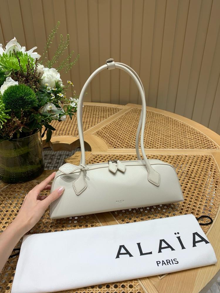 ALAÏA – Le Teckel Suede Shoulder Bags
