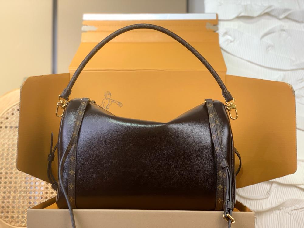 Louis Vuitton – Express MM