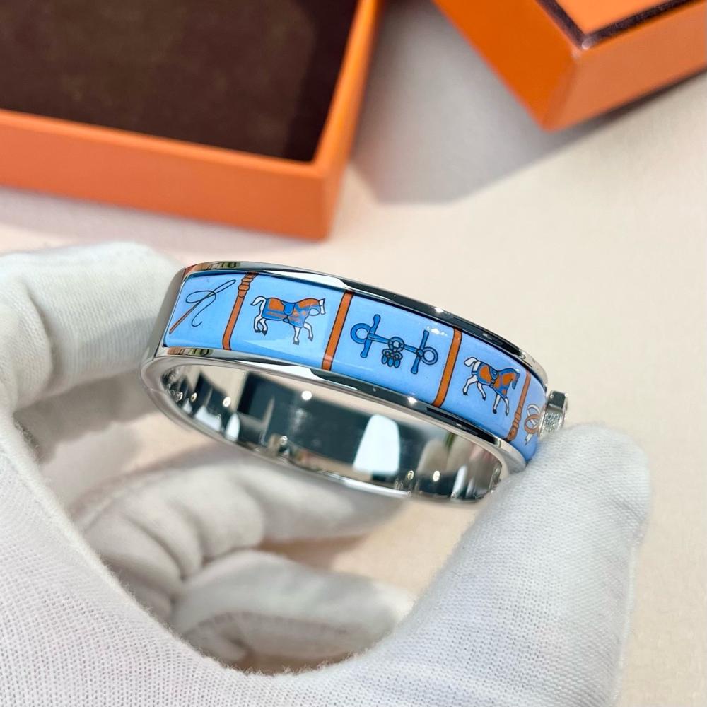 Hermès Clic H Bracelet – Ride Collection