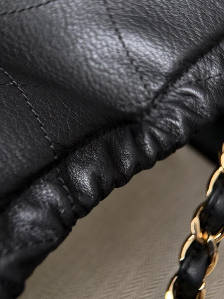 Chanel Kuzu Derisi Kapitone Neo Cabas / Maxi CC Hobo Alışveriş Çantası