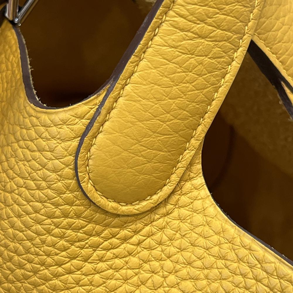 Hermès Picotin 18 Lock Clemence Leather Two-Tone Lime &amp; Nata Palladium Hardware (PHW)