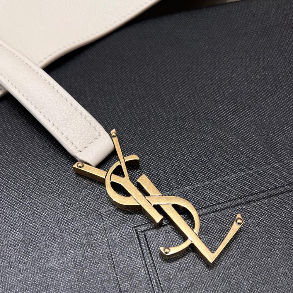 Saint Laurent 5 À 7 Large Flexible Bag