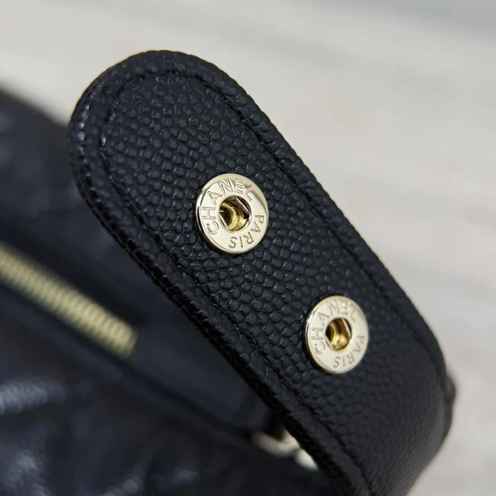 Chanel 25C Öğle Yemeği Kutusu Çantası - Glimmer of Luxury