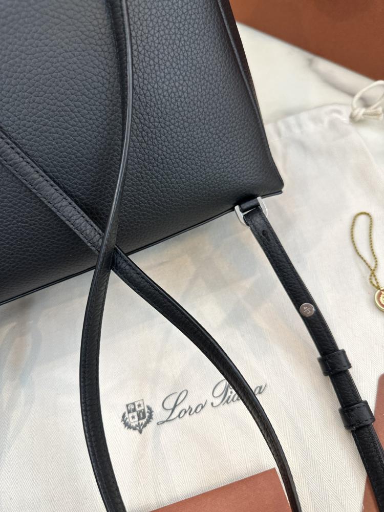 Loro Piana 23.5 Extra Pocket