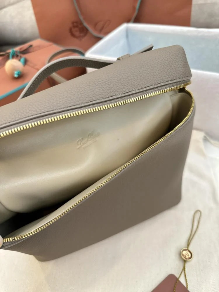 Loro Piana 23.5 Extra Pocket