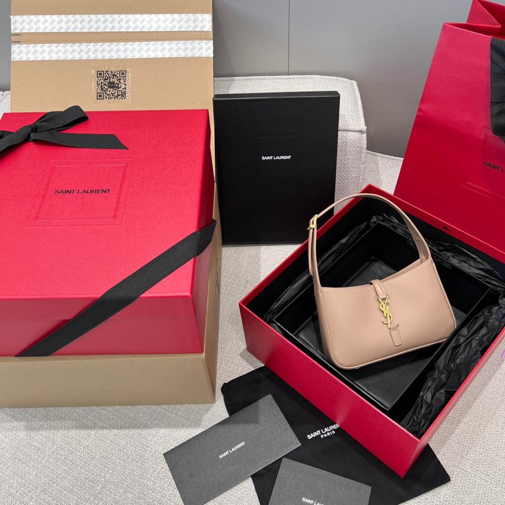 YSL Le 5 A Smooth Leather Hobo Bag