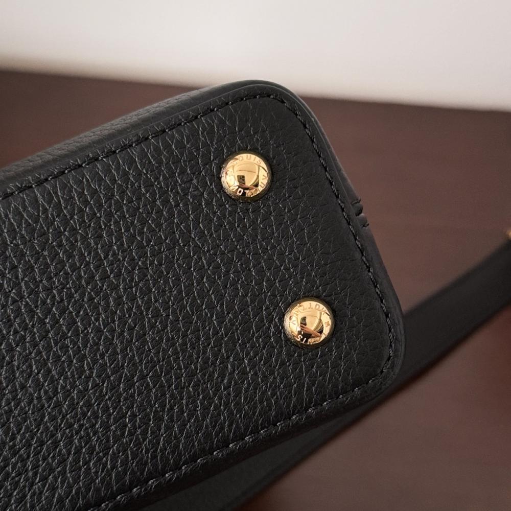 LV M56669 Capucines Mini