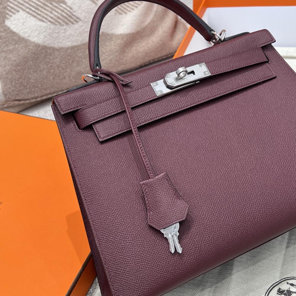 Hermès Kelly 25 Epsom Leather Horseshoe Stamp (HSS) Two-Tone Trench Coat with Palladium Hardware and Black (PHW)