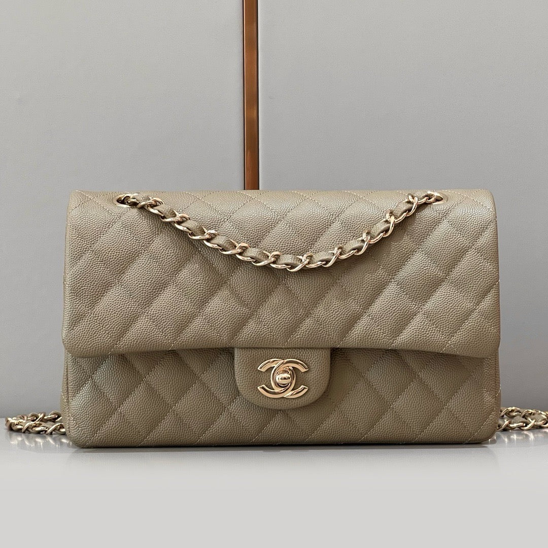 Chanel Sonbahar Kış 2024/25 Klasik 11.12 Çanta - Glimmer of Luxury
