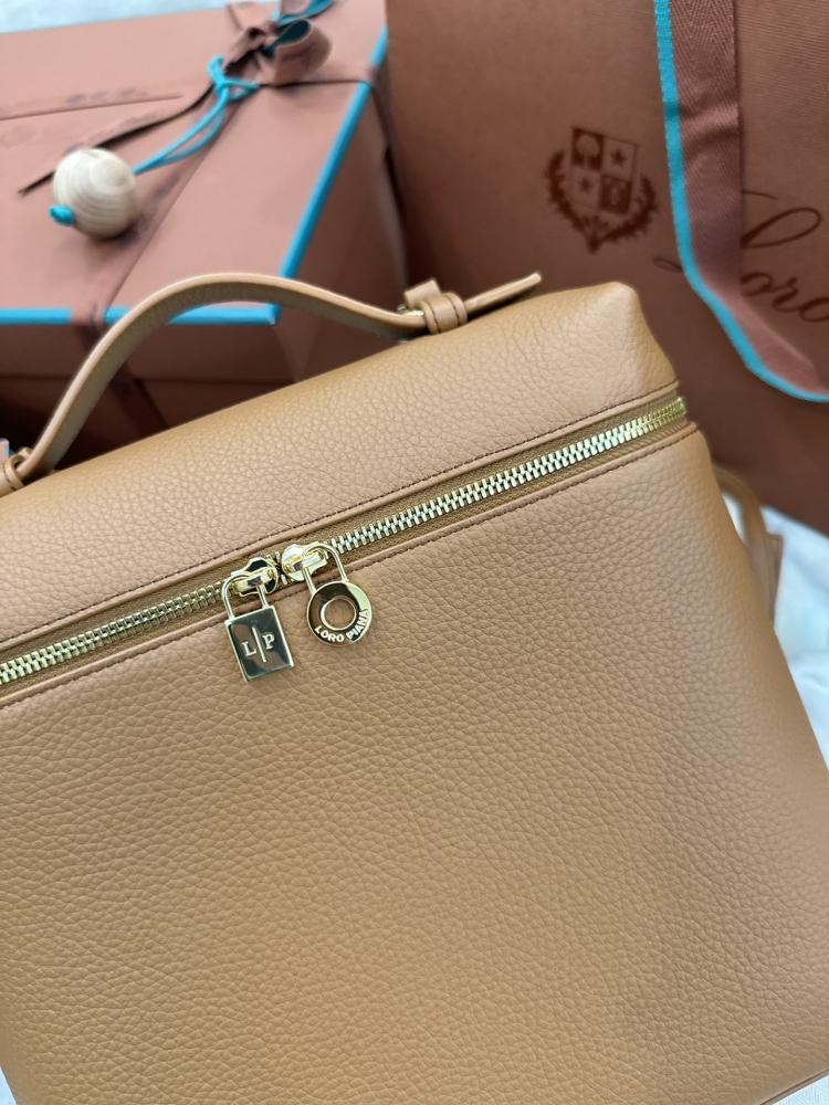 Loro Piana 23.5 Extra Pocket