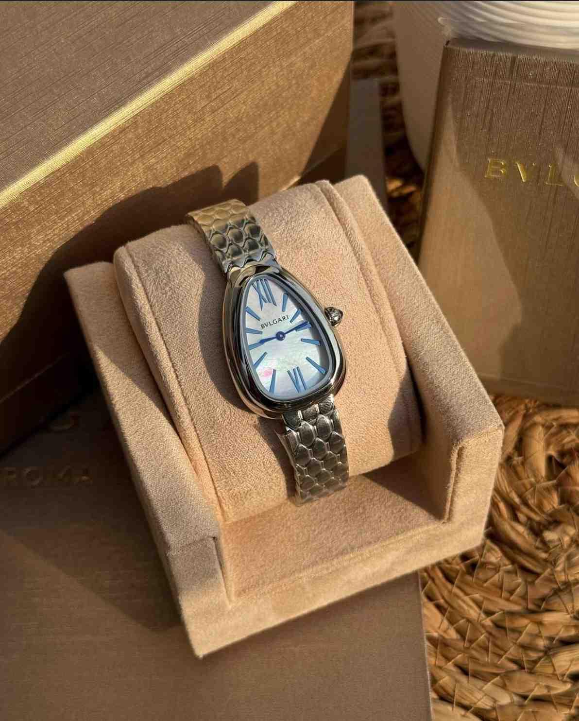 Bvlgari Serpenti Seduttori 33mm Bayan Saat - Glimmer of Luxury