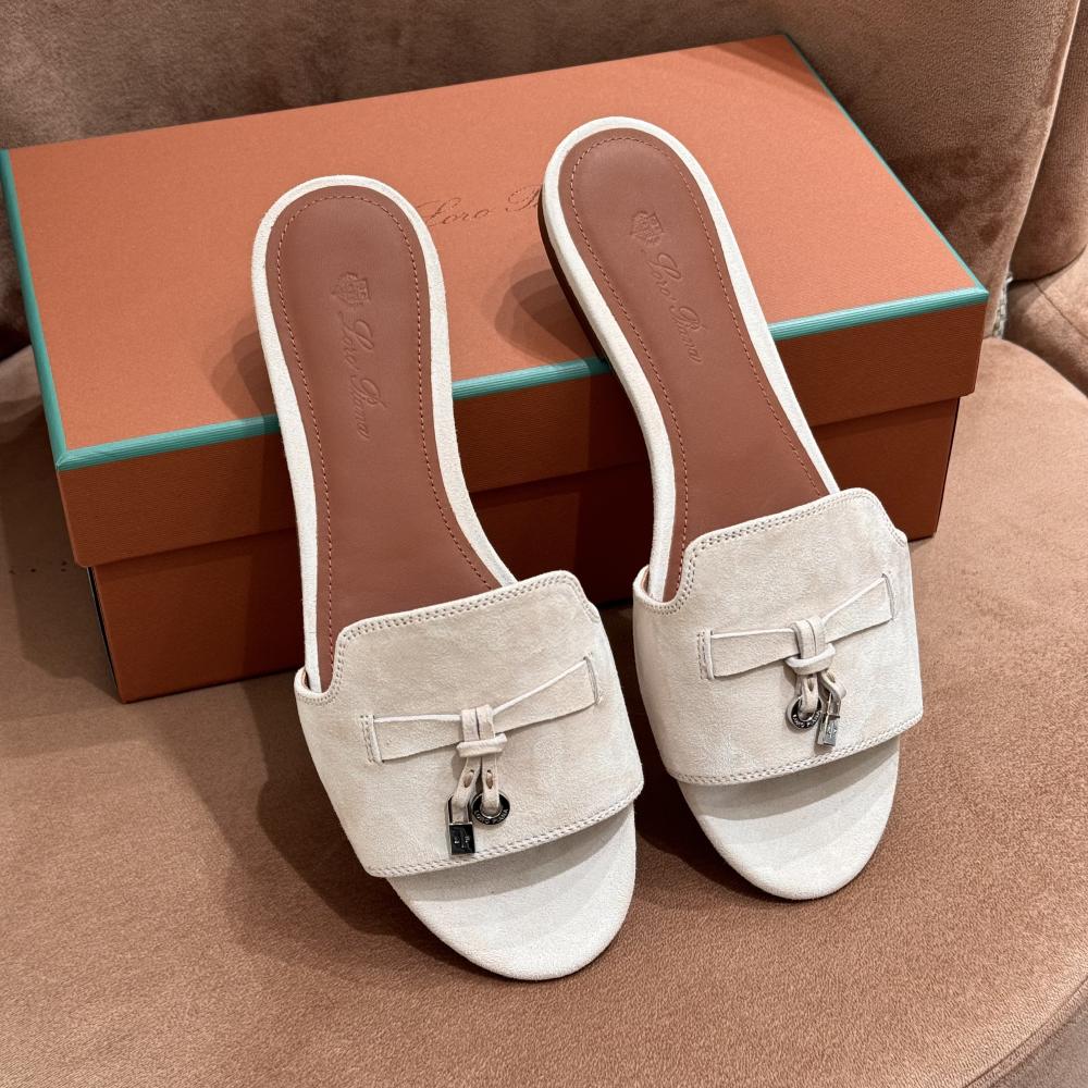 Loro Piana Summer Charms Ser Kadın Sandalet - Pudra - Glimmer of Luxury