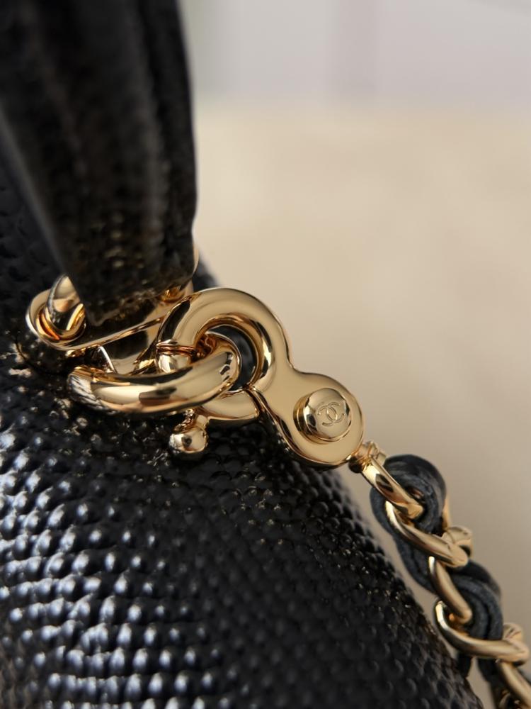 Chanel Kertenkele Derisi Desenli Uzun Üstten Saplı El Çantası