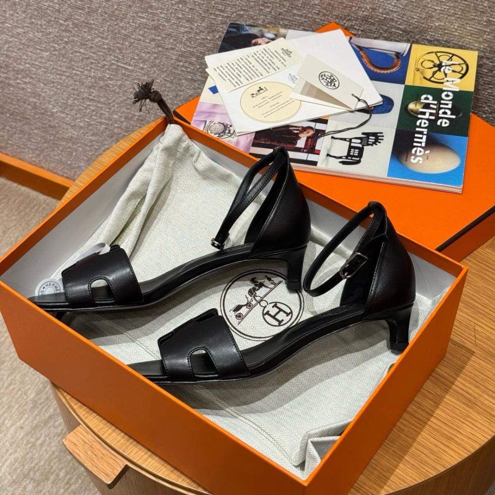Hermès Oasis Sandals Black &amp; Argent Grey