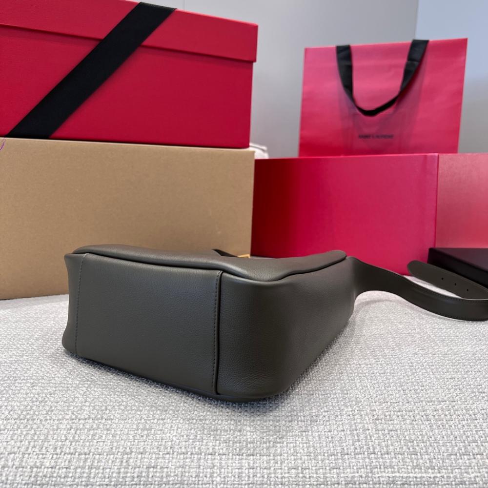 Saint Laurent 5 À 7 Small Flexible Bag