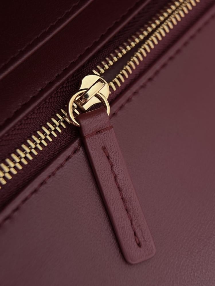 Chanel Métiers d’Art Medium Classic Single Flap Bag