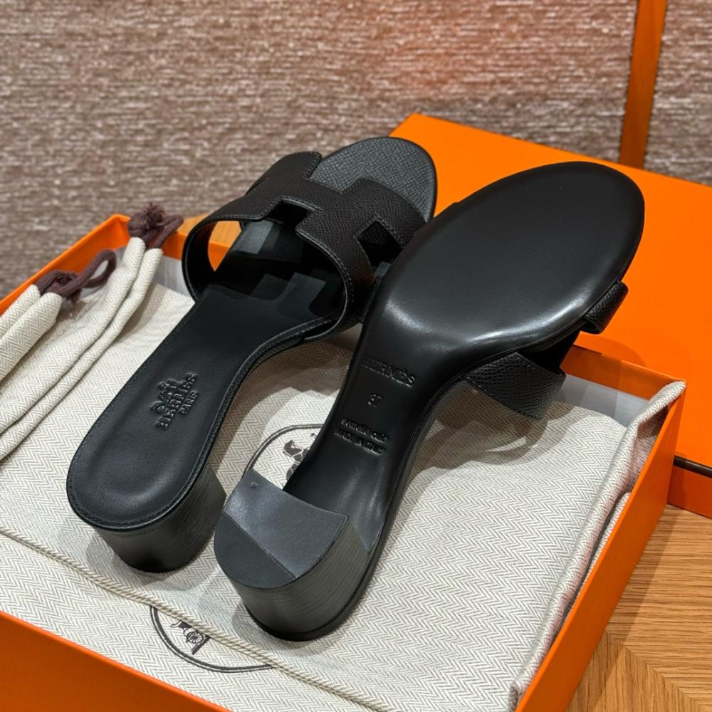 Hermès Oasis Sandals Black &amp; Argent Grey