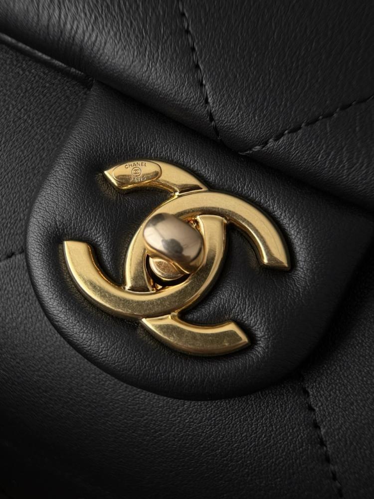 Chanel 25K Hippie Hobo Maxi Bag – Shiny Calfskin