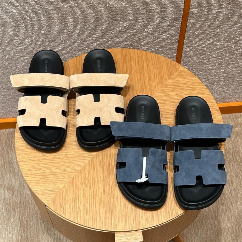 Hermès Chypre Sandals - Clay Beige