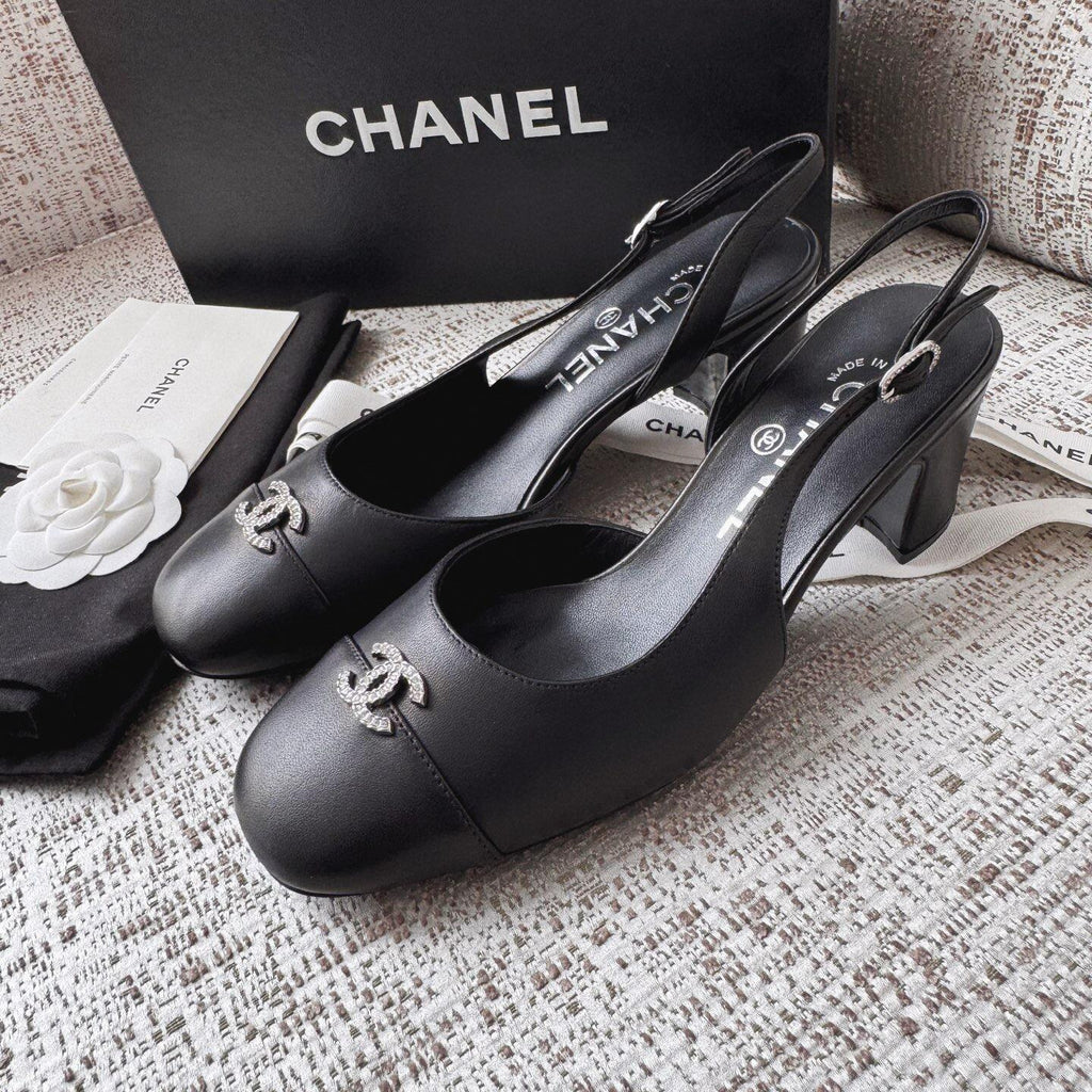 Chanel S26 Arkadan Bantlı Ayakkabı