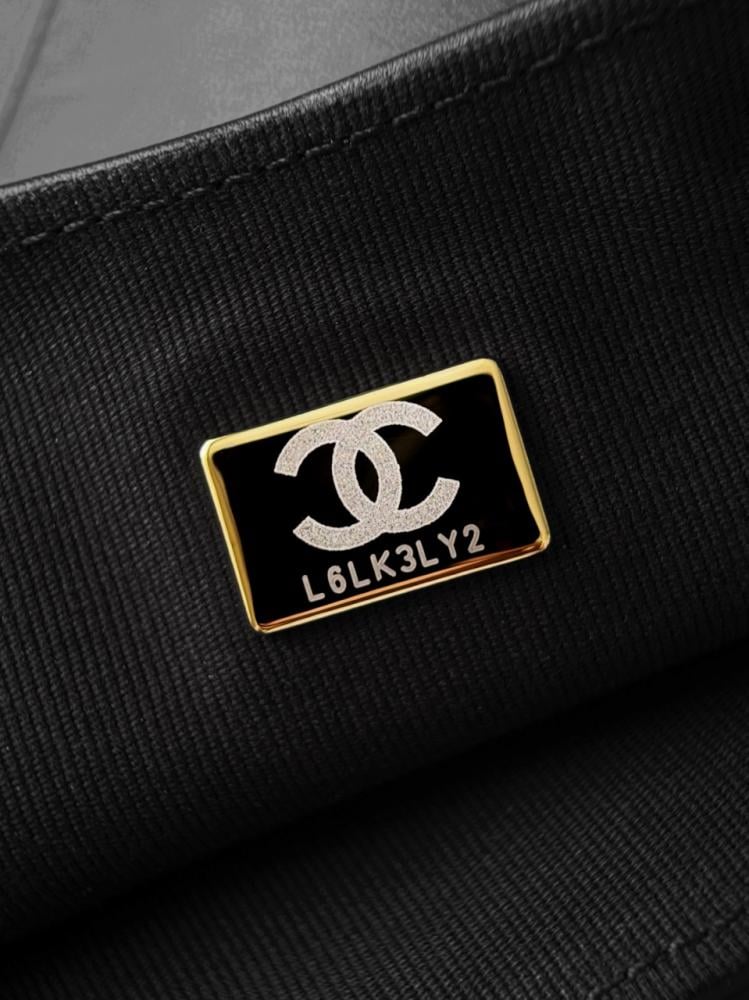 Chanel 25K Hippie Hobo Maxi Bag – Shiny Calfskin