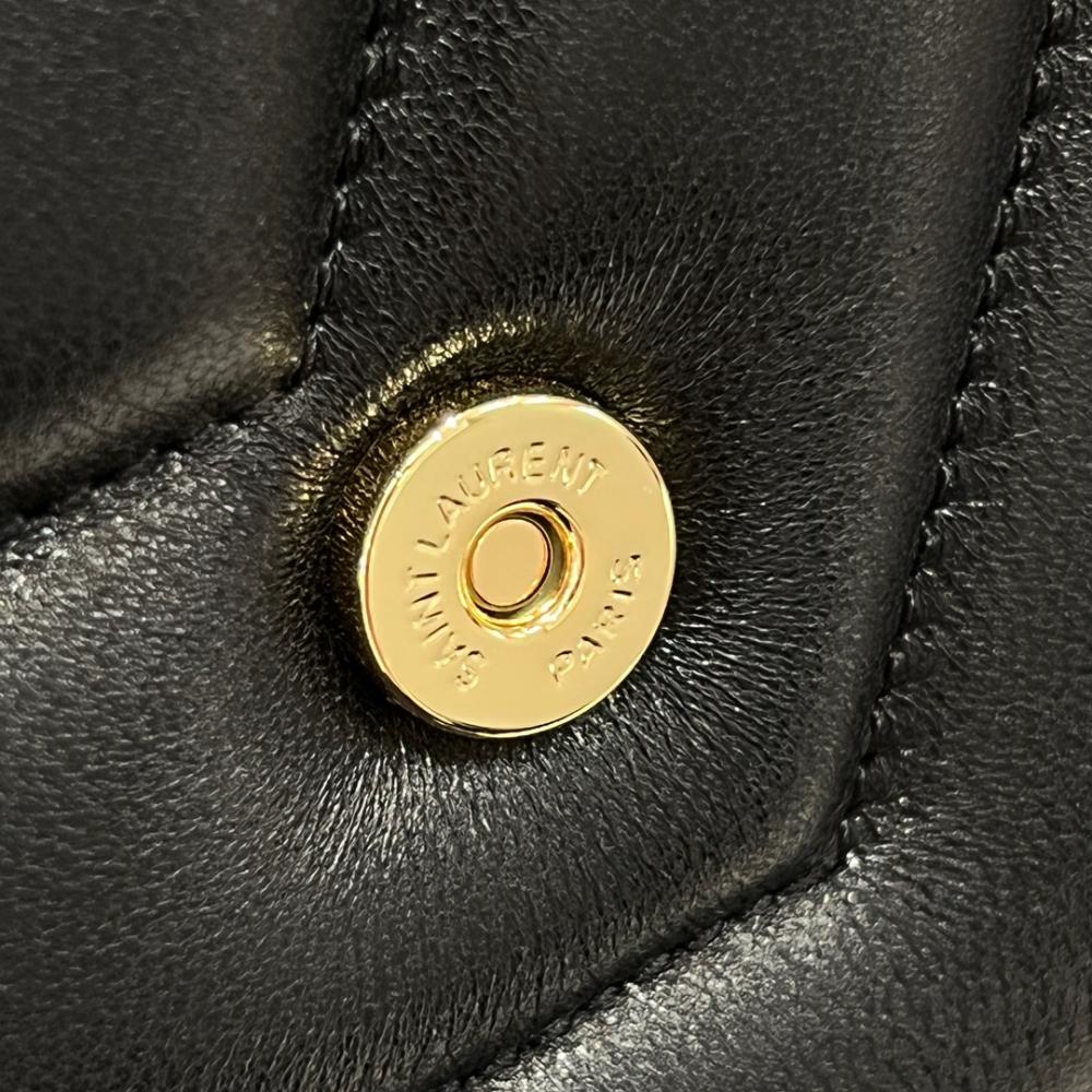 Saint Laurent MATELASSÉ Kuzu Derisindeki LOULOU Küçük Çanta - Glimmer of Luxury