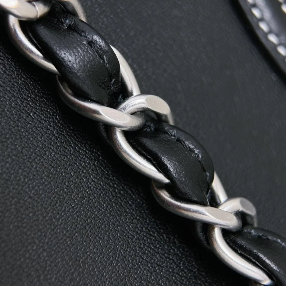 Chanel Deauville Tote Çanta - Glimmer of Luxury