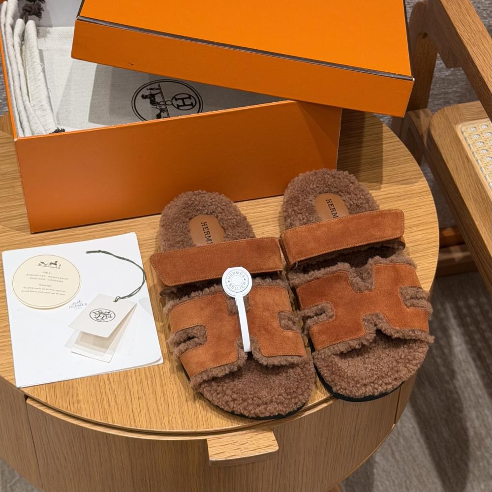 Hermès Chypre Fur Sandals