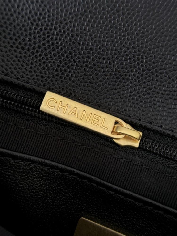Chanel 25B — Top Handle Classic Flap