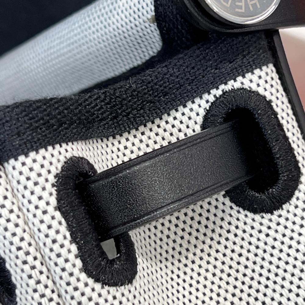 Hermès Herbag Zip 31