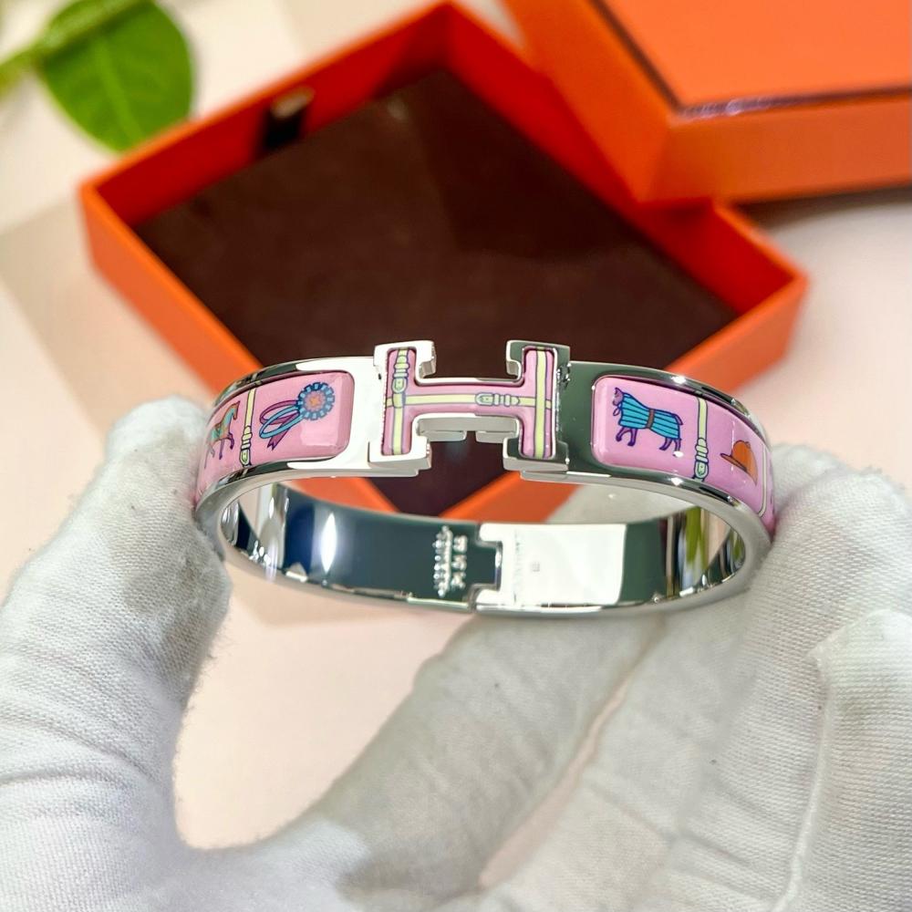 Hermès Clic H Bracelet – Ride Collection (Pink Enamel)