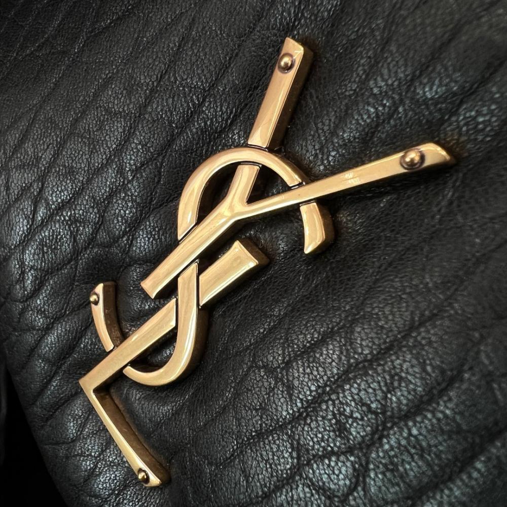 Sain Laurent Calypso Küçük Taneli Kuzu Derisinden Çanta - Glimmer of Luxury