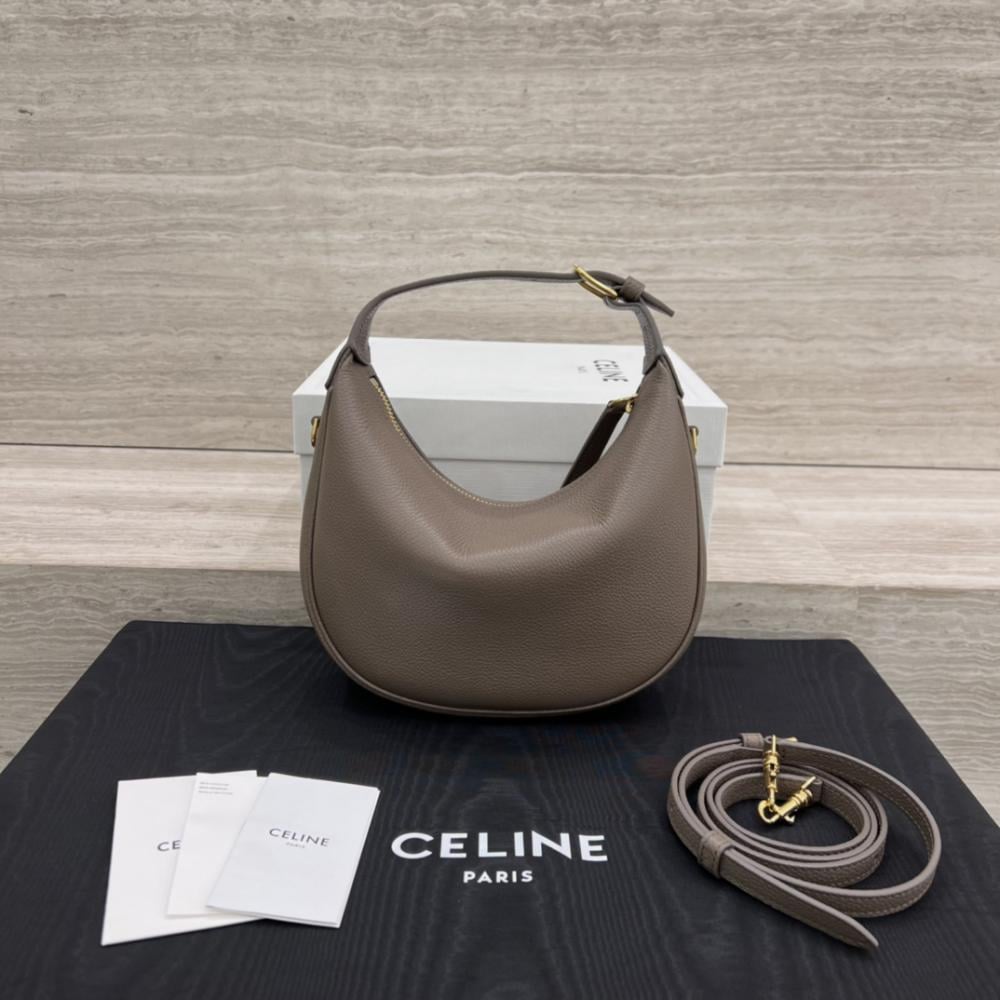 لولو من سيلين يونغ، جلد عجل محكم - سوريس