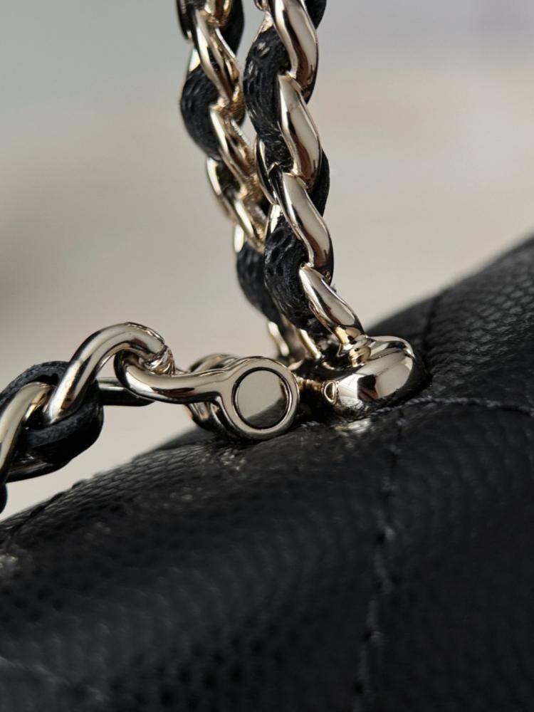 Chanel 25C Chain Handbag 