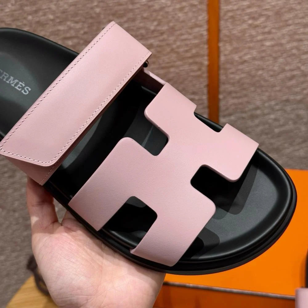 Hermès Chypre Sandals - Clay Beige